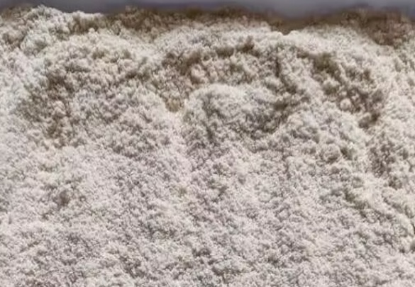 Appearance image for 2-chloro-4,6-dimethyl-1,3,5-triazine